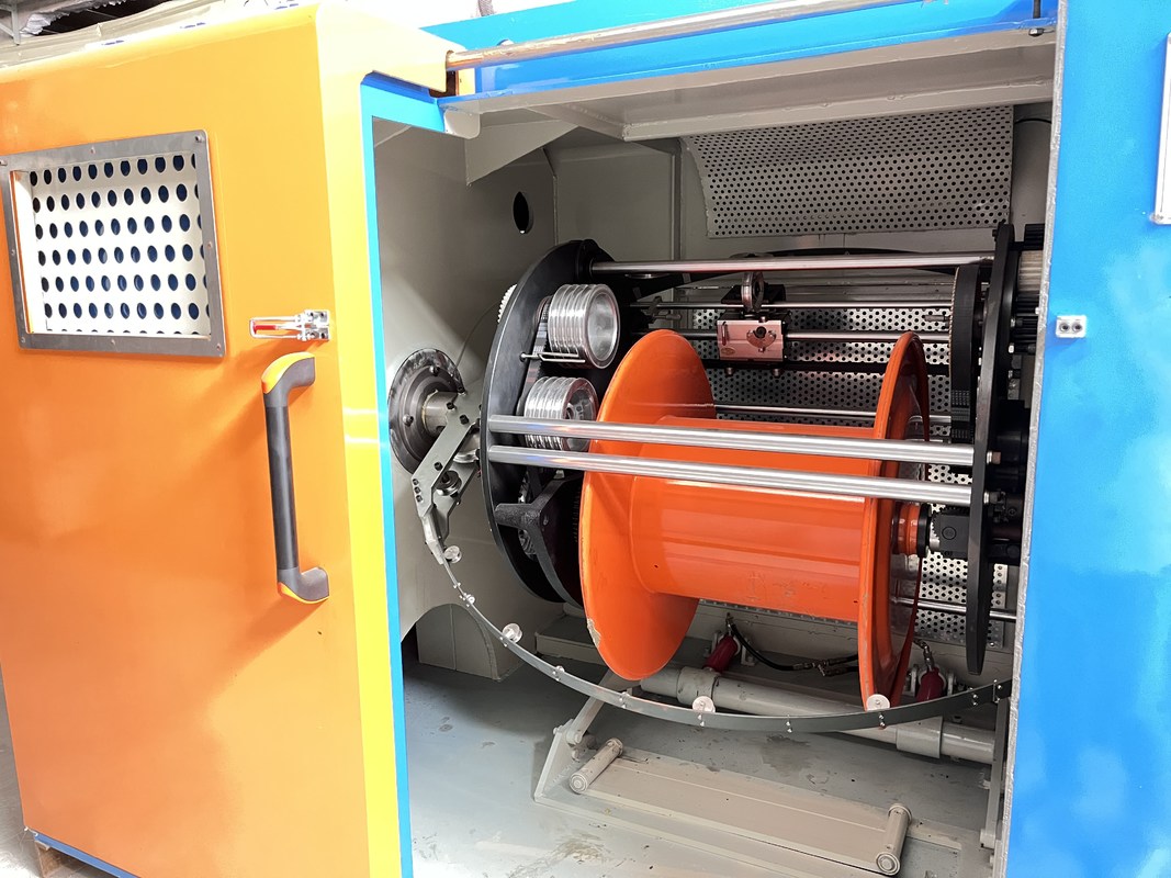 Φ1000mm High speed bunching machine for core wire bunched stranding ...